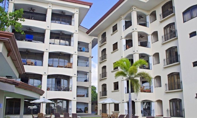 Barrio Los Faroles Condominio | Perfección frente al mar, vista a la montaña y la selva tropical - Playa Jacó en Tres Regalos