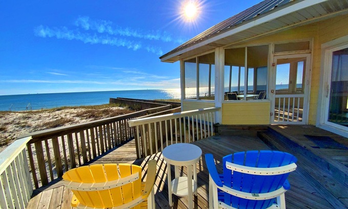 Morgantown Casa | Beachfront! Pools, Tennis, Pets OK!