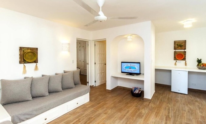 Bavaro Apartamento | BEACHFRONT PREMIUM 1BR SUITE Ground Floor - Los Corales Beach Village #21