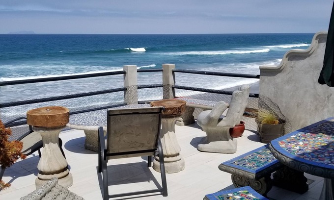 La Joya Casa | Baja Malibu en la playa, gran surf, WiFi, cable, golf, 6 millas Rosarito