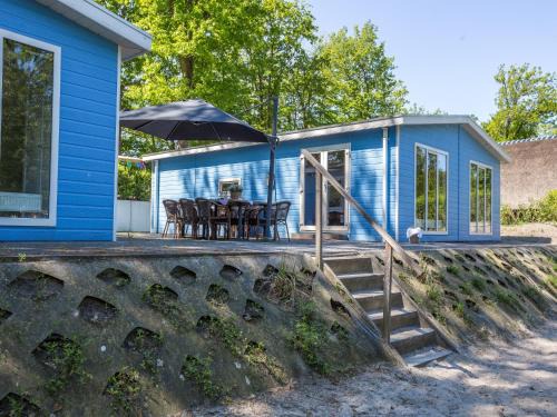 De Bult Casa | Beachfront Stay for Groups