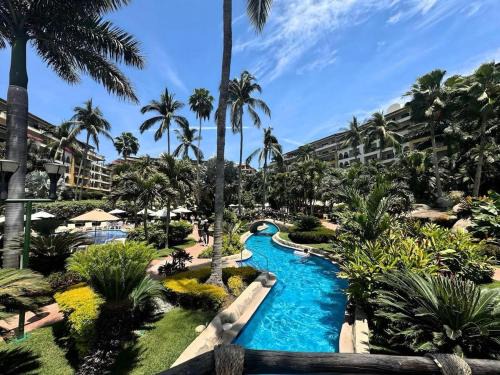 Marina Vallarta Apartamento | Beachfront Stay with 3 Pools Spa Gym Kids Club and Tennis