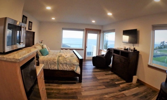 Sequim Cama Y Desayuno | Frente a la playa Sunrise Room 3 @ Banana Belt Dreams