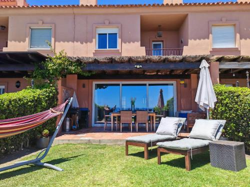 Estepona Casa | Beachfront Townhouse Estepona