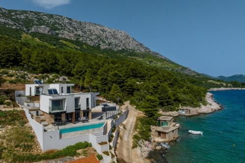 Orebic Villa | Beachfront villa Mare with seaview and pool