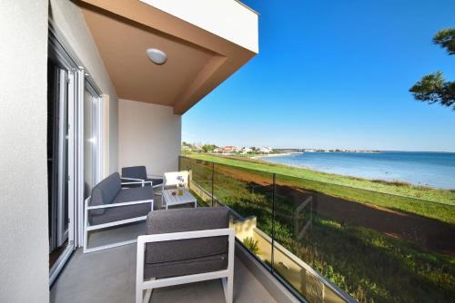 Privlaka Villa | Beachfront villas Sun Garden by Adex Travel