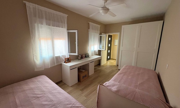 Albunol Casa | Beachfront with barbecue. Ideal for families