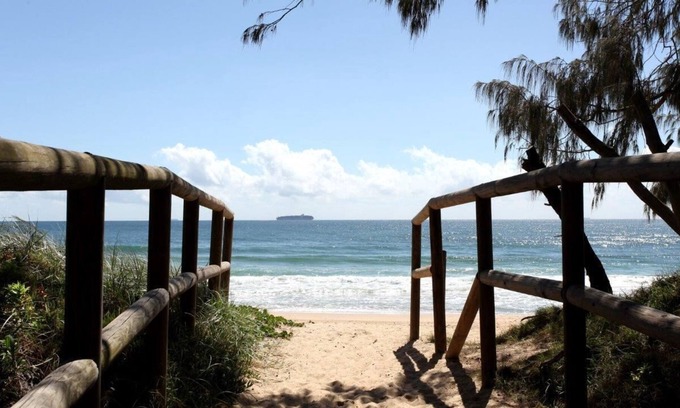 Dicky Beach Casa | Beachhouse on Neill