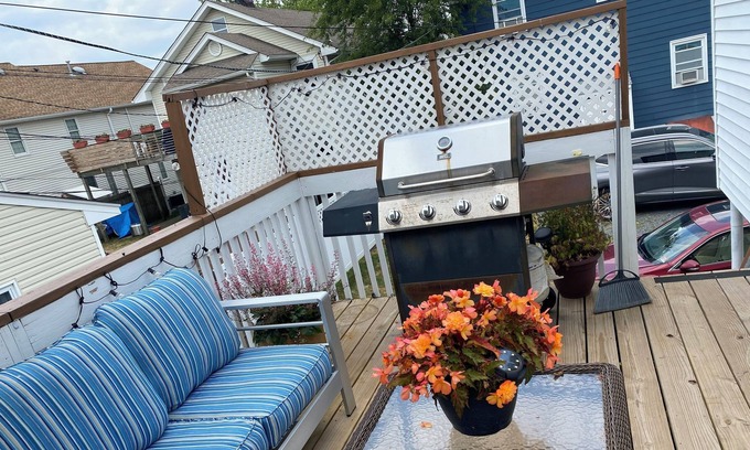 Bradley Beach Cabaña | BeachHouse