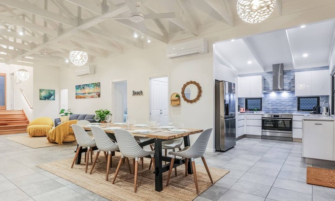 Agnes Water Casa | Beachlover - Brand new, beautiful beach inspired, air-conditioned, four bedroom home in Agnes Water