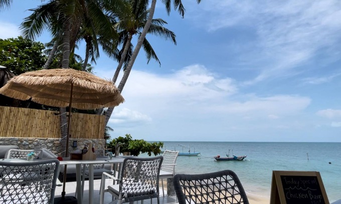 Bang Po Apartamento | Beachside 3-bedroom Townhouse w Private Pool at 70 Meters From Beach