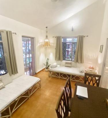 Sinquerim Casa | Beachside Apartment - Cozy By The Sea Goa