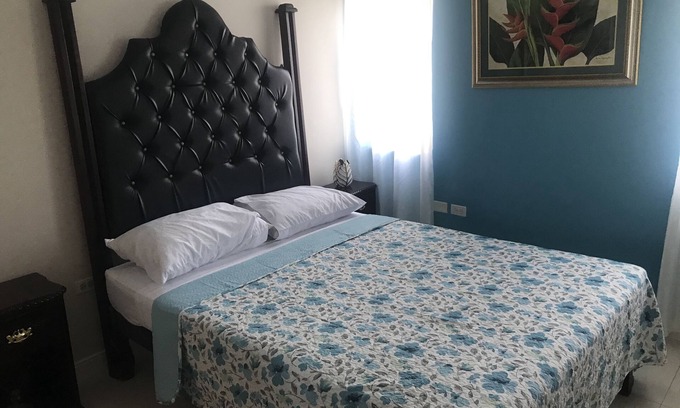 Portmore Apartamento | Beachside Apartment for family vacation