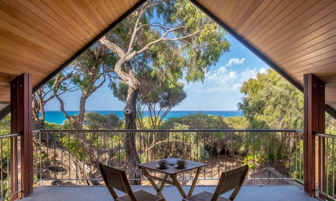 Naturaliste Casa | Beachside at Bunker Bay I Private Properties