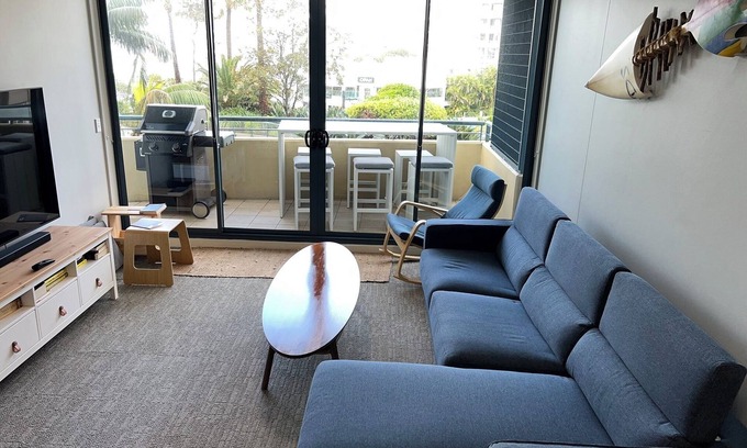 Cronulla Apartamento | Beachside Bliss just a sand castle from everything, 2BR, 2BA Apartment, sleeps 6