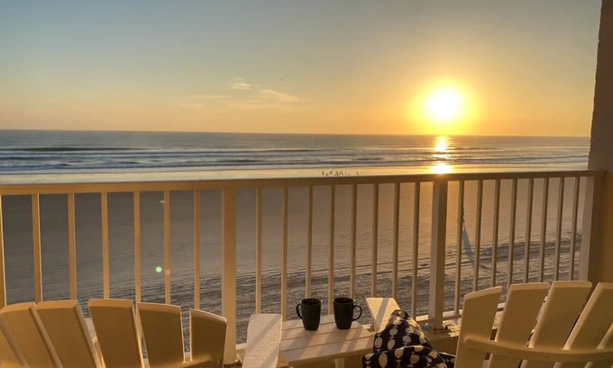 Ponce Inlet Condominio | ¡Condominio vacacional en "Ponce Paradise"!