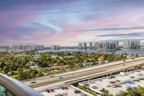 Sunny Isles Beach Apartamento | Beachside Bliss: 1BR Retreat Amenities