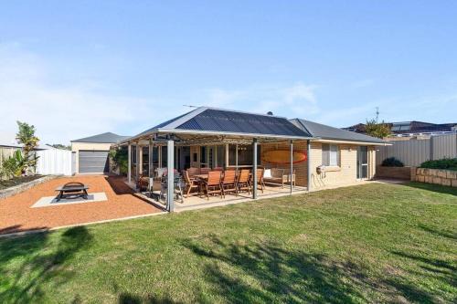 Halls Head Casa | Beachside Family Friendly Escape at Casa Del Caravel