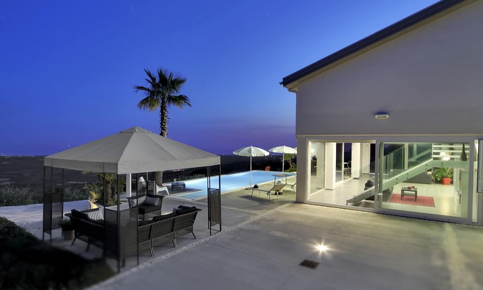 Ragusa Villa | Wi-fi sin villa, piscina privada, ping pong, cancha de baloncesto, campo de bolos, 1 limpieza extra