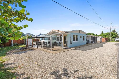 New Smyrna Beach Casa | Beachside Oasis