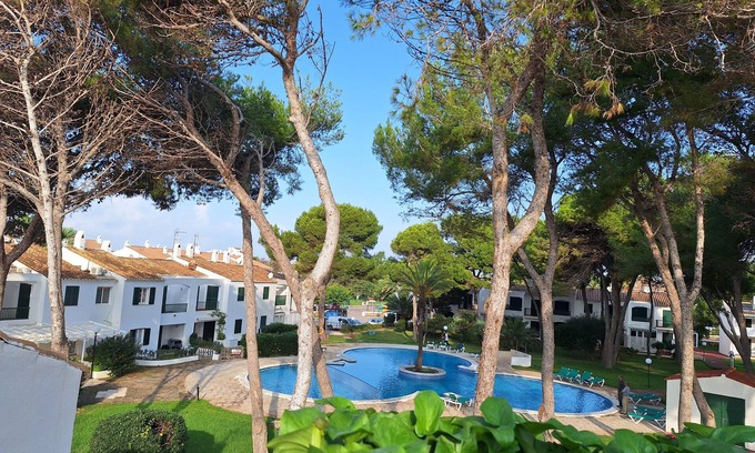 Son Xoriguer Apartamento | Apartamento con Piscina junto a la Playa con Solarium y Barbacoa