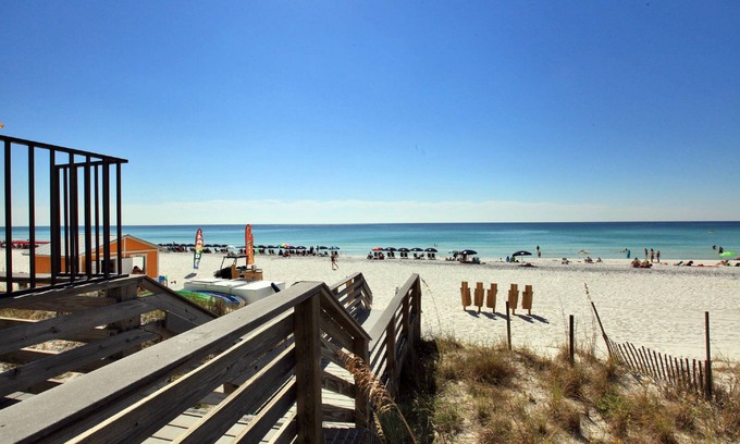 Sandestin Condominio | Beachside Towers at Sandestin by Panhandle Getaways