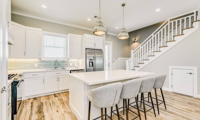 Beachside Village Casa | Beachside Village ocean-view home with pool, multiple balconies & EV charger