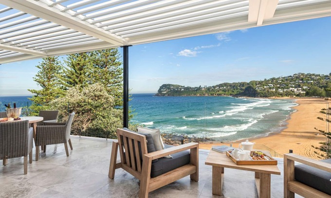 Whale Beach Casa | Beachside Whale Beach by TCC