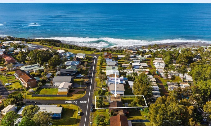 Berrara Casa | Beachway - Pet Friendly - 2 Mins Walk to Beach