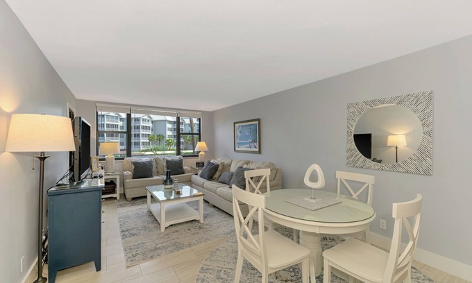 Downtown Condominio | Beachy 1 bedroom/1 bath unit - Fully equipped for your beach vacation!