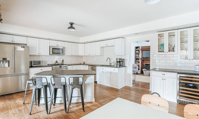 Cape Charles Casa | Beachykeen- Steps from Beach and Downtown! NEW