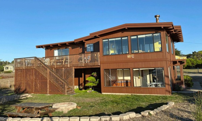 Fort Bragg Casa | Beacon Guest House - Delicia para los observadores de ballenas