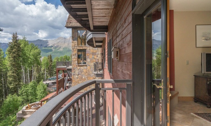 Mountain Village Condominio | Bear Creek Lodge 305a 1 Bedroom Condo by Alpine Lodging Telluride