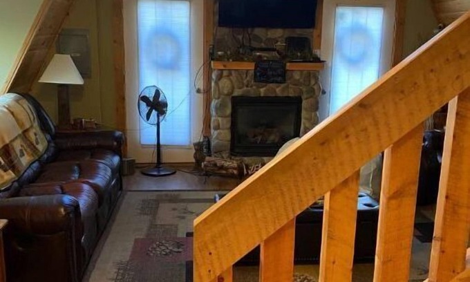 Old Forge Casa | Bear Creek Lodge: By First Lake, Ride from Cabin