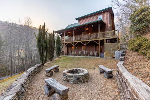 Sugar Grove Casa | Bear Creek