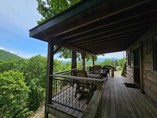 Bryson City Casa | Bear Hug Cabin