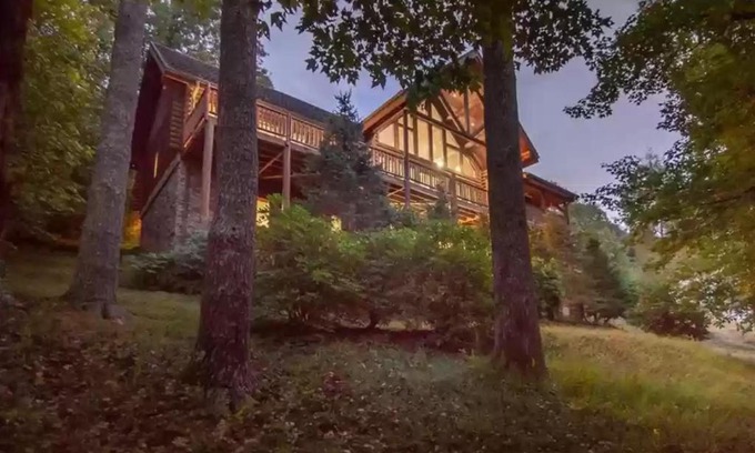Blowing Rock Casa | Bear Lodge at Misty Mountain