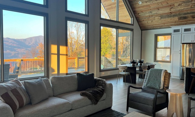Andrews Cabina | Bear Paw Lodge Cozy Mountain Retreat in Nantahala/Snowbird Mountains