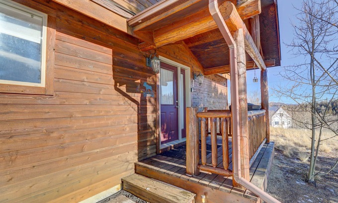 Indian Mountain Cabina | Bear Ridge | Como Alpine Cabin | Pet Friendly Home