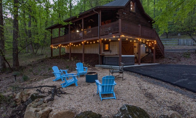 Nellysford Cabina | Bear Tracks Cottage-Cabaña-Baño Privado