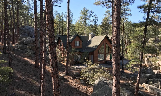Prescott Cabina | Rock House - Prescott Cabañas en alquiler