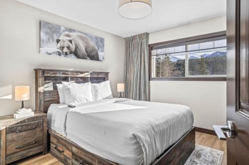 Copperstone Resort Casa | Bears Den 2BR Getaway with Hot Tub, BBQ Near DT