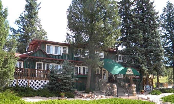 Evergreen Meadows Cama Y Desayuno | Bears Inn Mountain Retreat