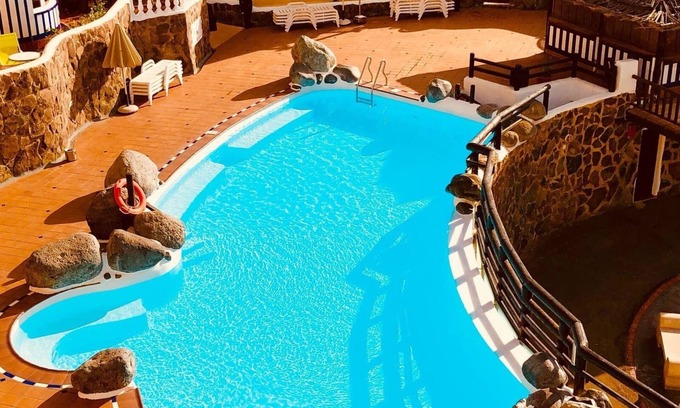 Bahia Feliz Apartamento | Precioso apartamento en primera línea de playa Altamar 2 en Bahía Feliz GC