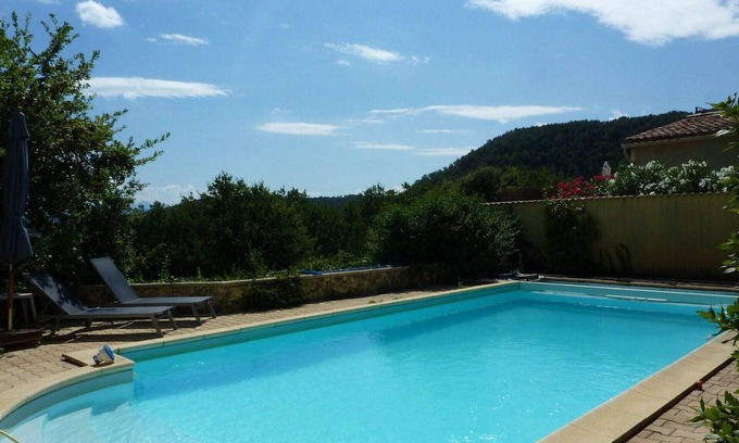 Saint-Paul-Trois-Chateaux Villa | Hermosa villa en Saint-Paul-Trois-Chateaux con piscina