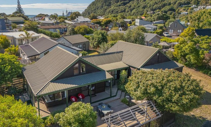 Pauanui Casa | Beaumont Beach Retreat - Pauanui Holiday Home