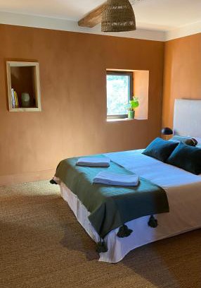 Fressac Cama Y Desayuno | Beauregard Cévennes - Splendide chambre d'hôtes, indépendante et moderne