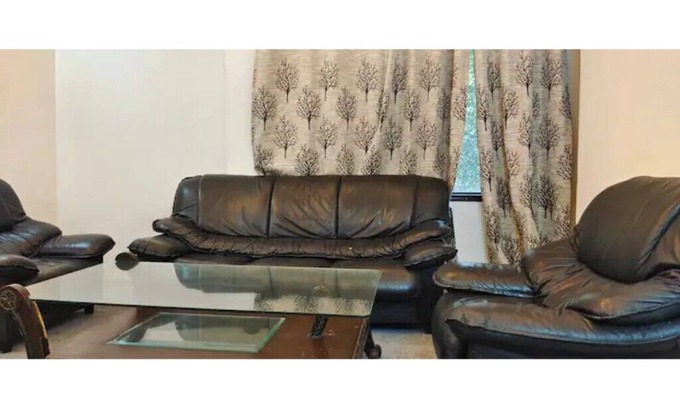 Lajpat Nagar Apartamento | Beauteous 2 BHK Apartment with Lift!