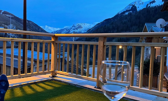 Novallay Chalet De Esquí | Chalet bellamente restaurado - ideal para esquiar en 3 valles