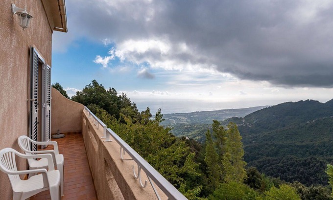 San-Giovanni-di-Moriani Casa | Preciosa casa de vacaciones privada para 6 personas con TV, patio, vista panorámica y aparcamiento